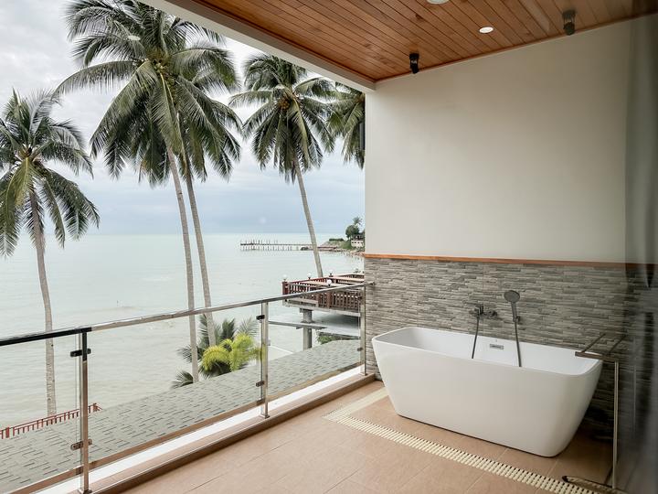 King Room with Sea View — 2