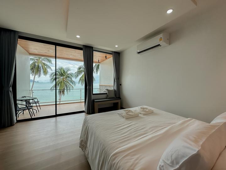King Room with Sea View — 6