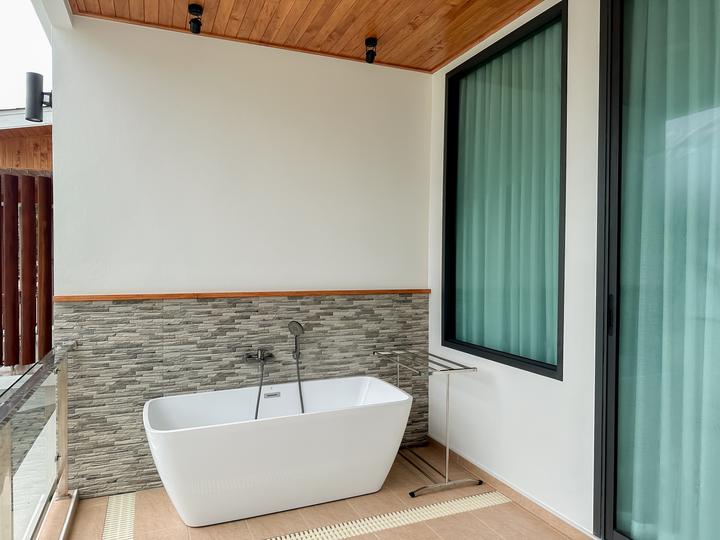 King Room with Sea View — 16