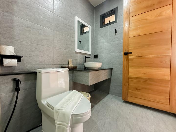 King Room with Sea View — 25
