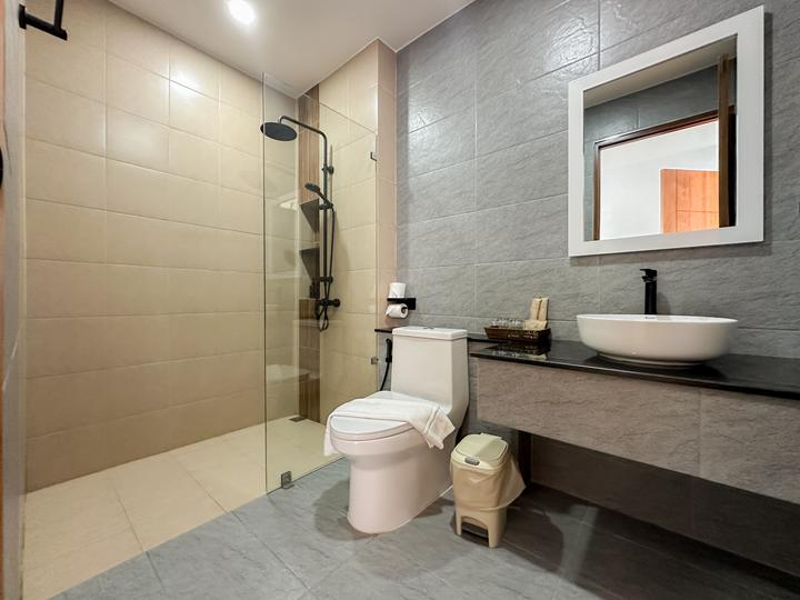 King Room with Sea View — 27