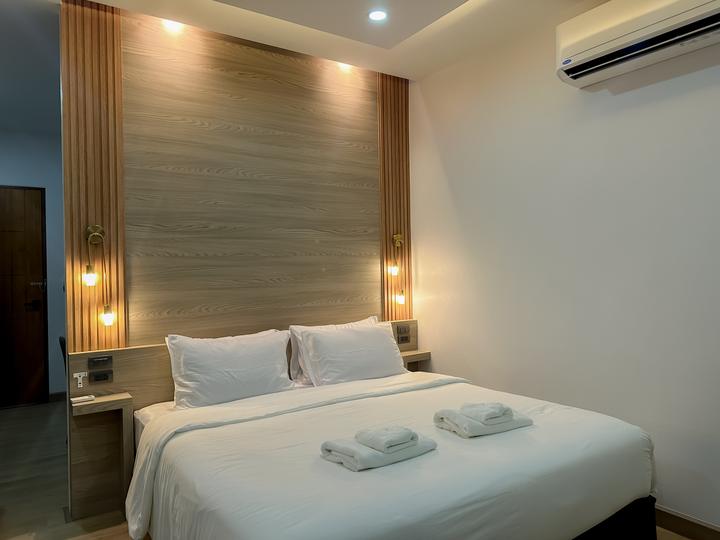 King Room with Sea View — 33